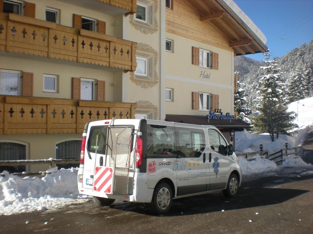 Albergo Fiordaliso Canazei Bagian luar foto
