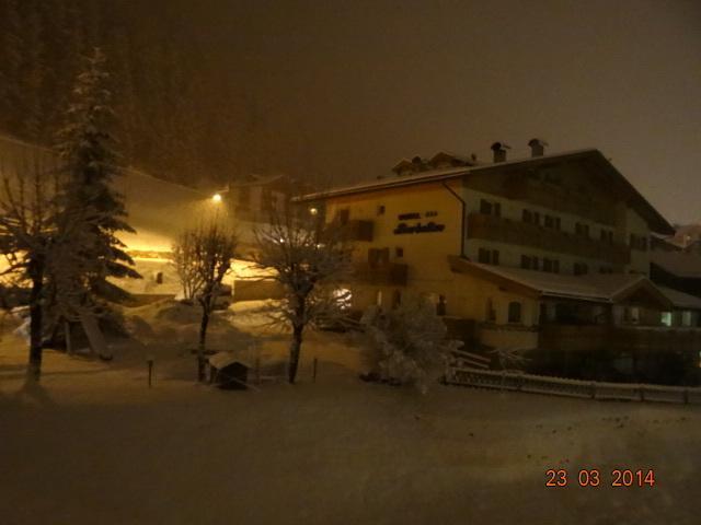 Albergo Fiordaliso Canazei Bagian luar foto